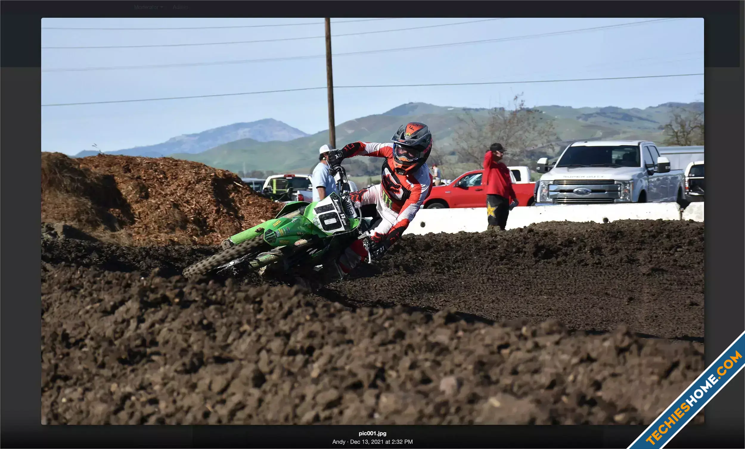 AndyB Lightbox Manager-2.webp
